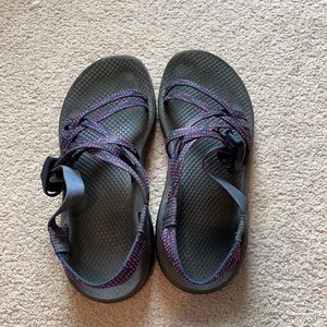 Women’s Chacos size 8
